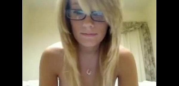  awesome amateur blonde camgirl